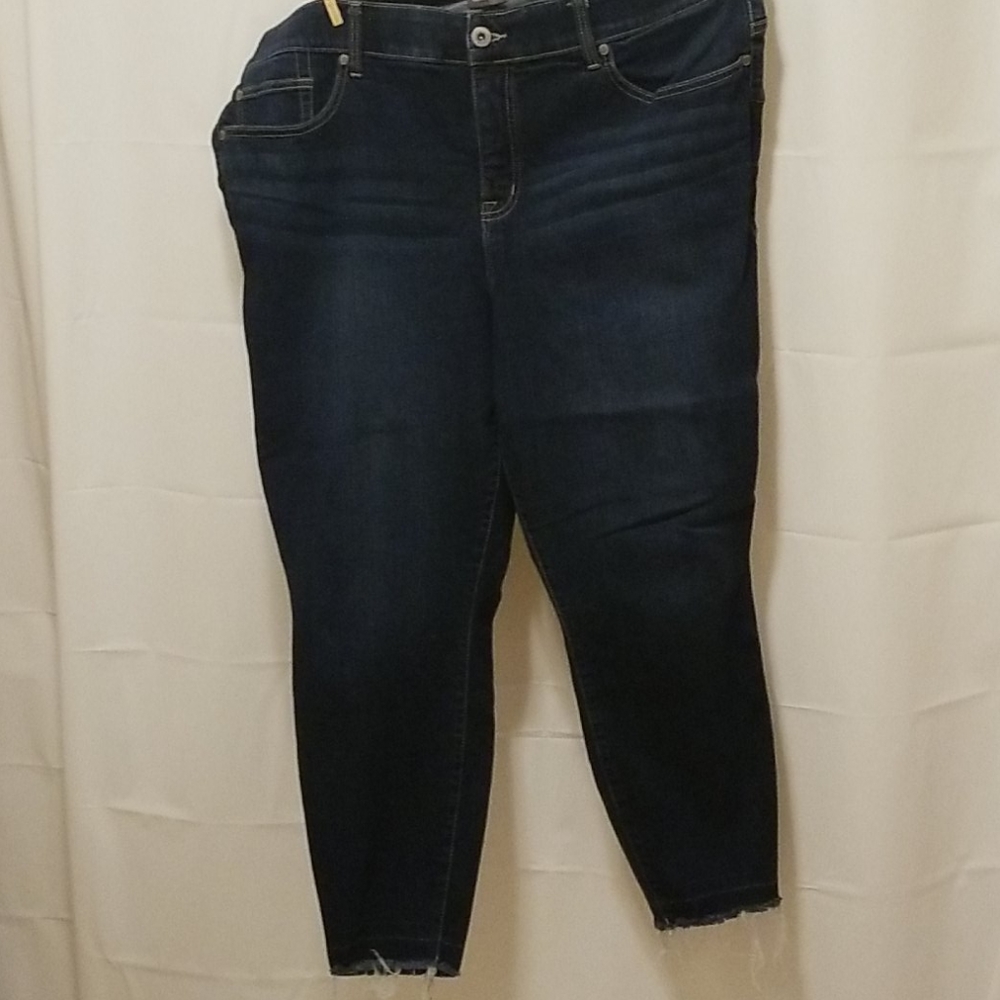 Torrid jeans premium stretch bombshell skinny